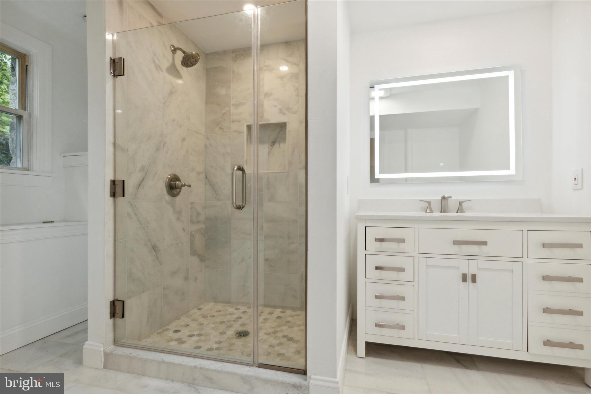 1622 Winston Road Gladwyne, PA 19035 - Photo 25 of 33 4th Bedroom Full Bath