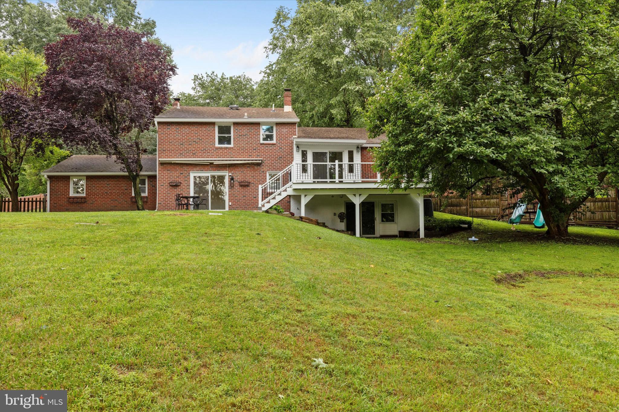 1622 Winston Road Gladwyne, PA 19035 - Photo 30 of 33 1.4 acre yard