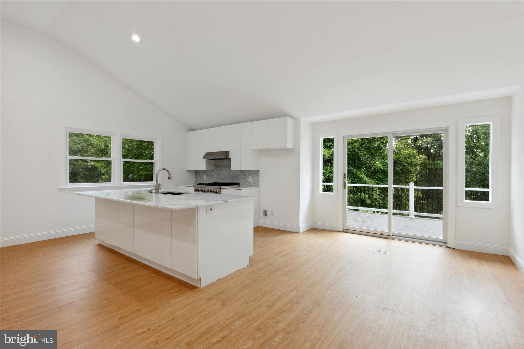 1622 Winston Road Gladwyne, PA 19035 - Photo 5 of 33 Gallery Image 5