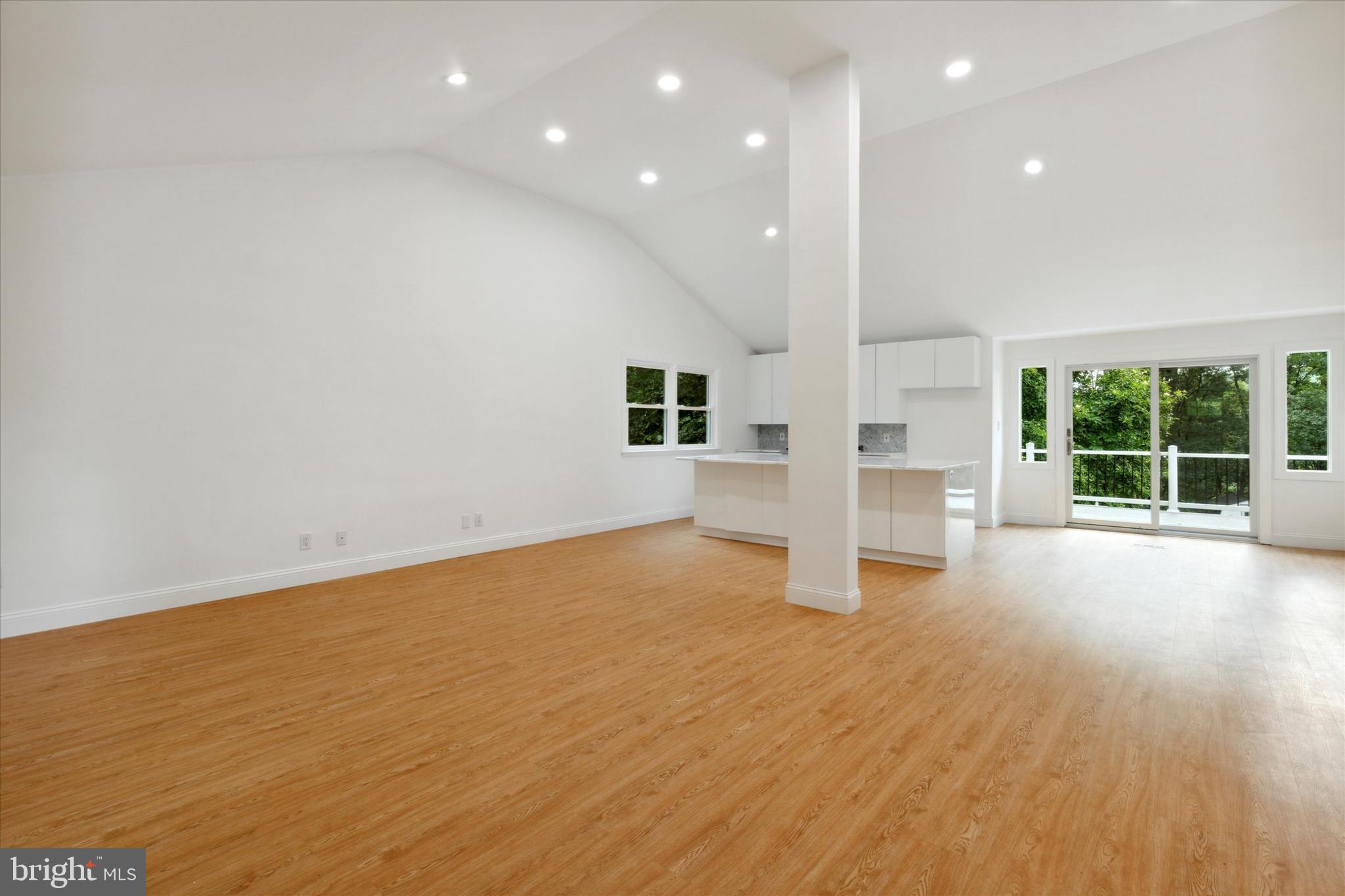 1622 Winston Road Gladwyne, PA 19035 - Photo 8 of 33 Gallery Image 8
