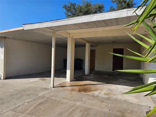 $350,000 | 6010 Nutmeg Avenue, Sarasota, FL 34231