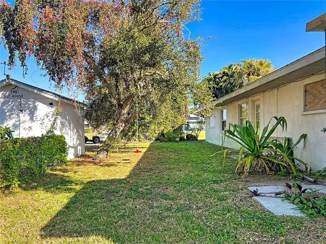 $350,000 | 6010 Nutmeg Avenue, Sarasota, FL 34231
