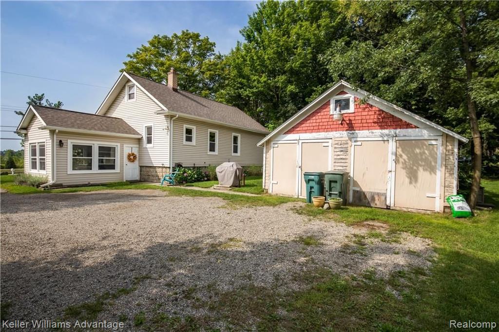 48222 Joy Road Plymouth, MI 48170 - Photo 34 of 43