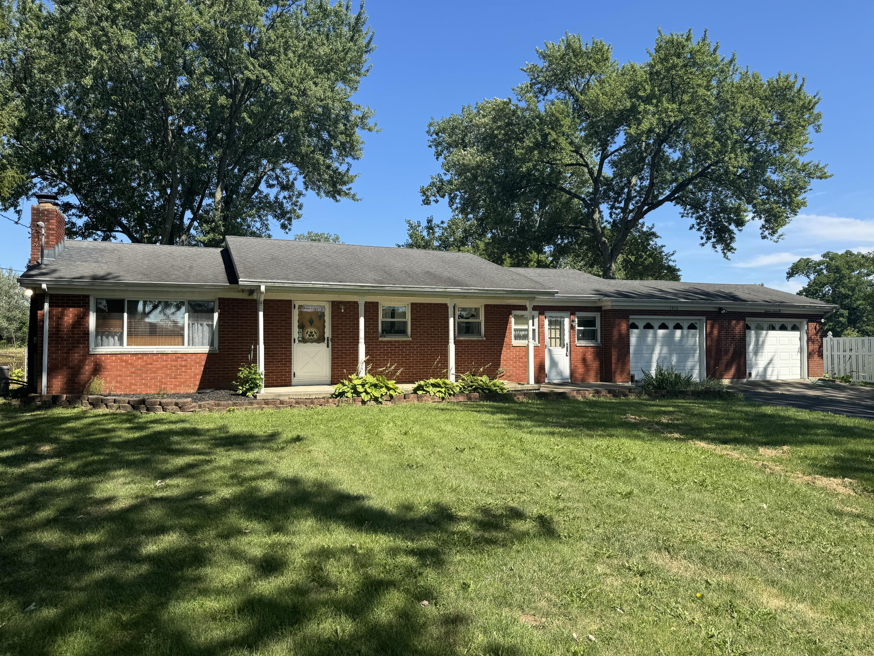 1816 Troy Road Springfield, OH 45504 - Photo 1 of 41