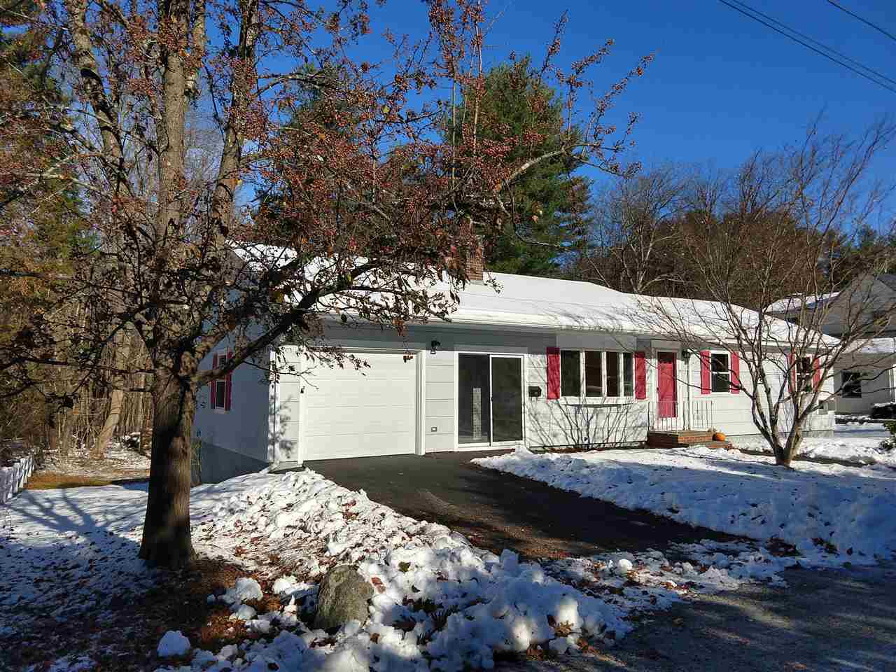 9 Thornton Street Exeter, NH 03833 - Photo 1 of 20