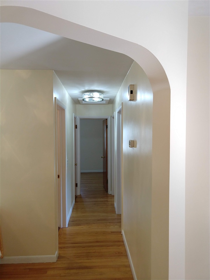 9 Thornton Street Exeter, NH 03833 - Photo 7 of 20
