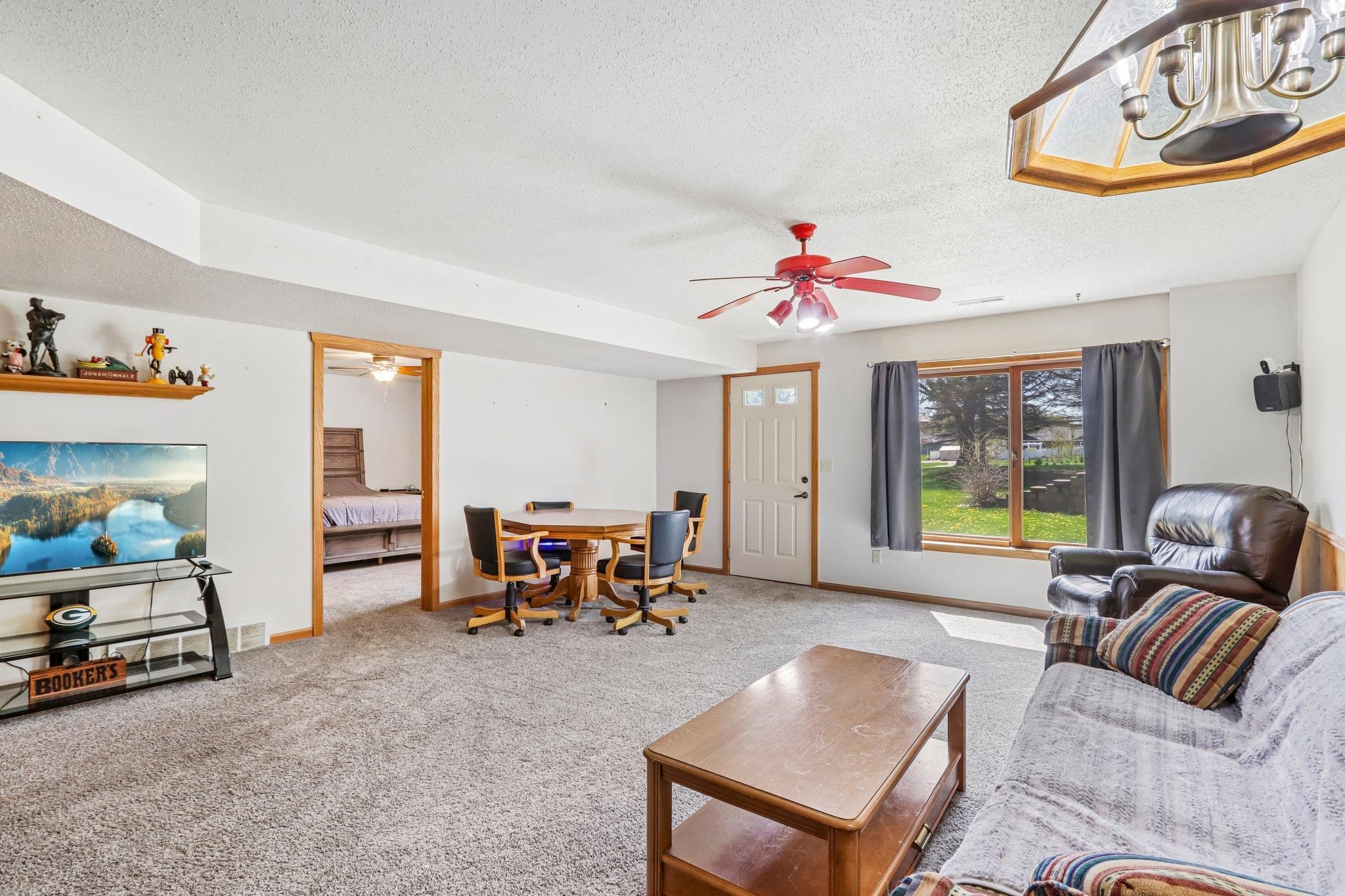 402 Derby Row Reedsburg, WI 53959 - Photo 40 of 49
