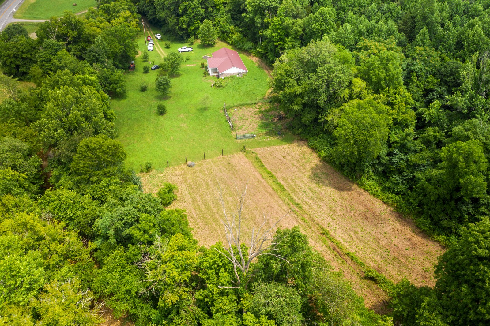 9600 New Gallatin Road Adolphus, KY 42120 - Photo 5 of 31 Gallery Image 5