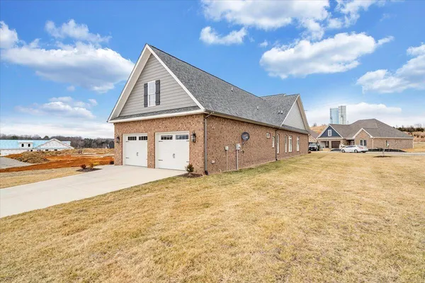 $674,950 | 190 Merion Circle, Daleville, VA 24083