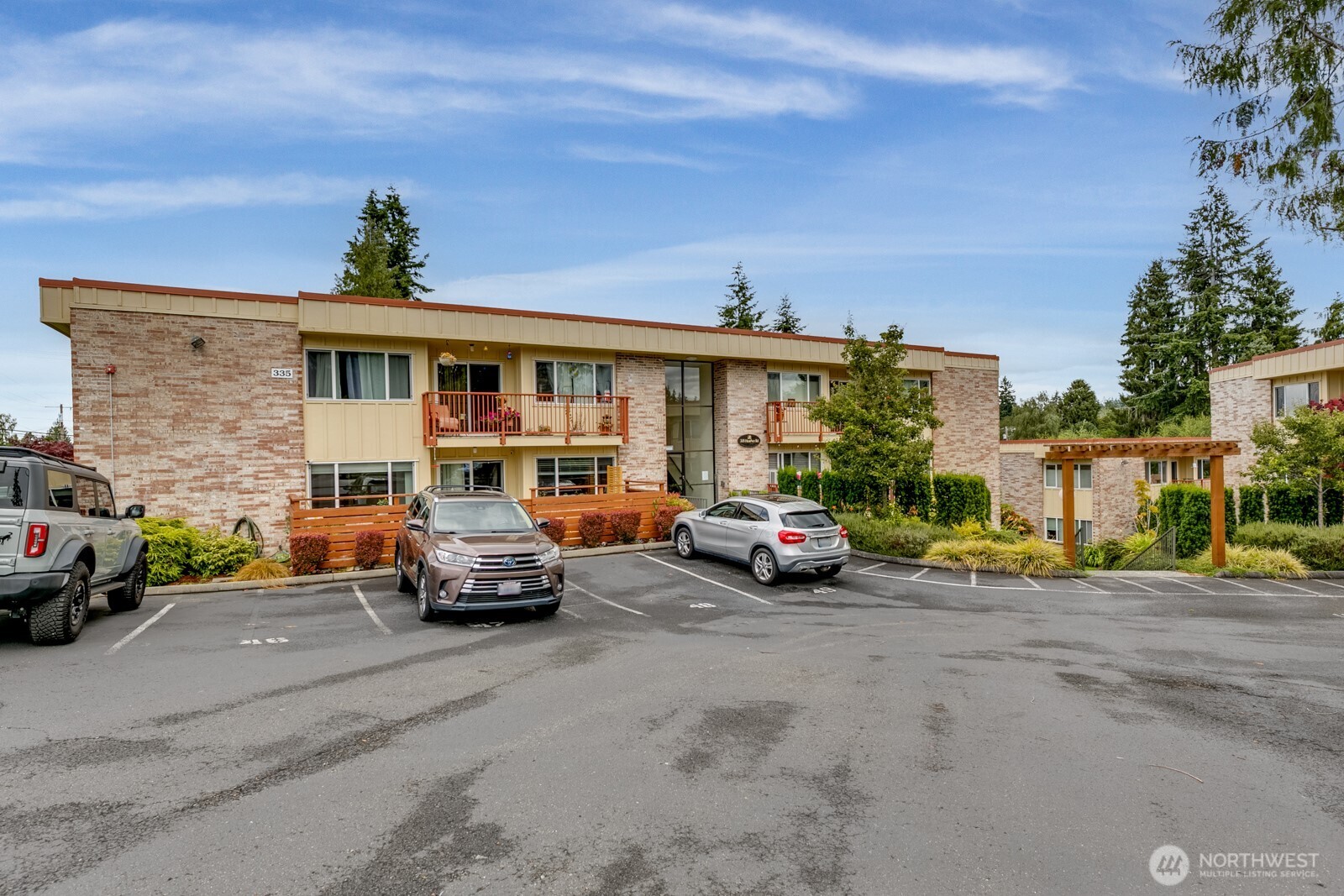 335 Heather Road, Unit 202 Everett, WA 98203 - Photo 7 of 31
