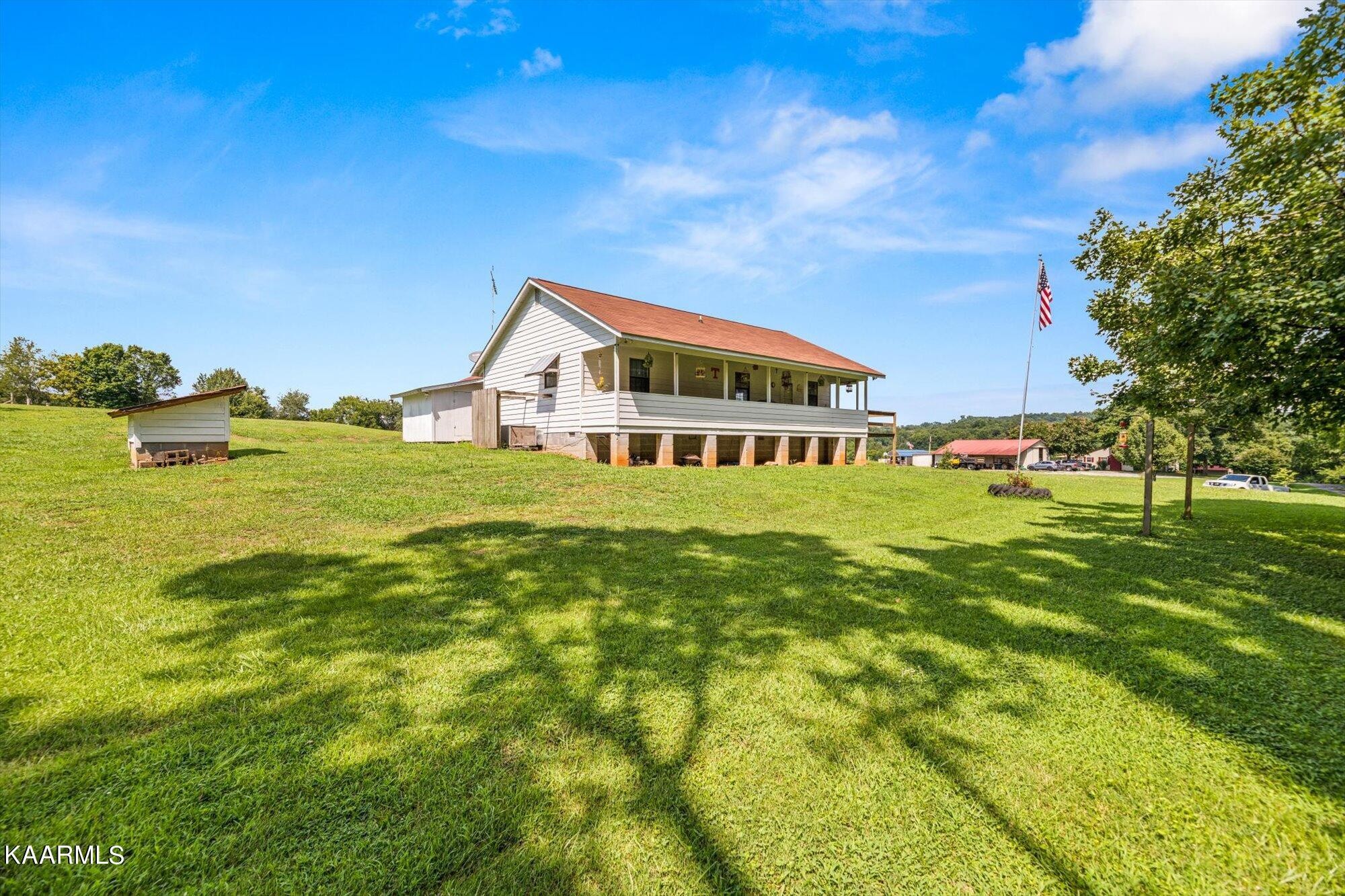 128 County Road 714 Riceville, TN 37370 - Photo 2 of 18 Gallery Image 2