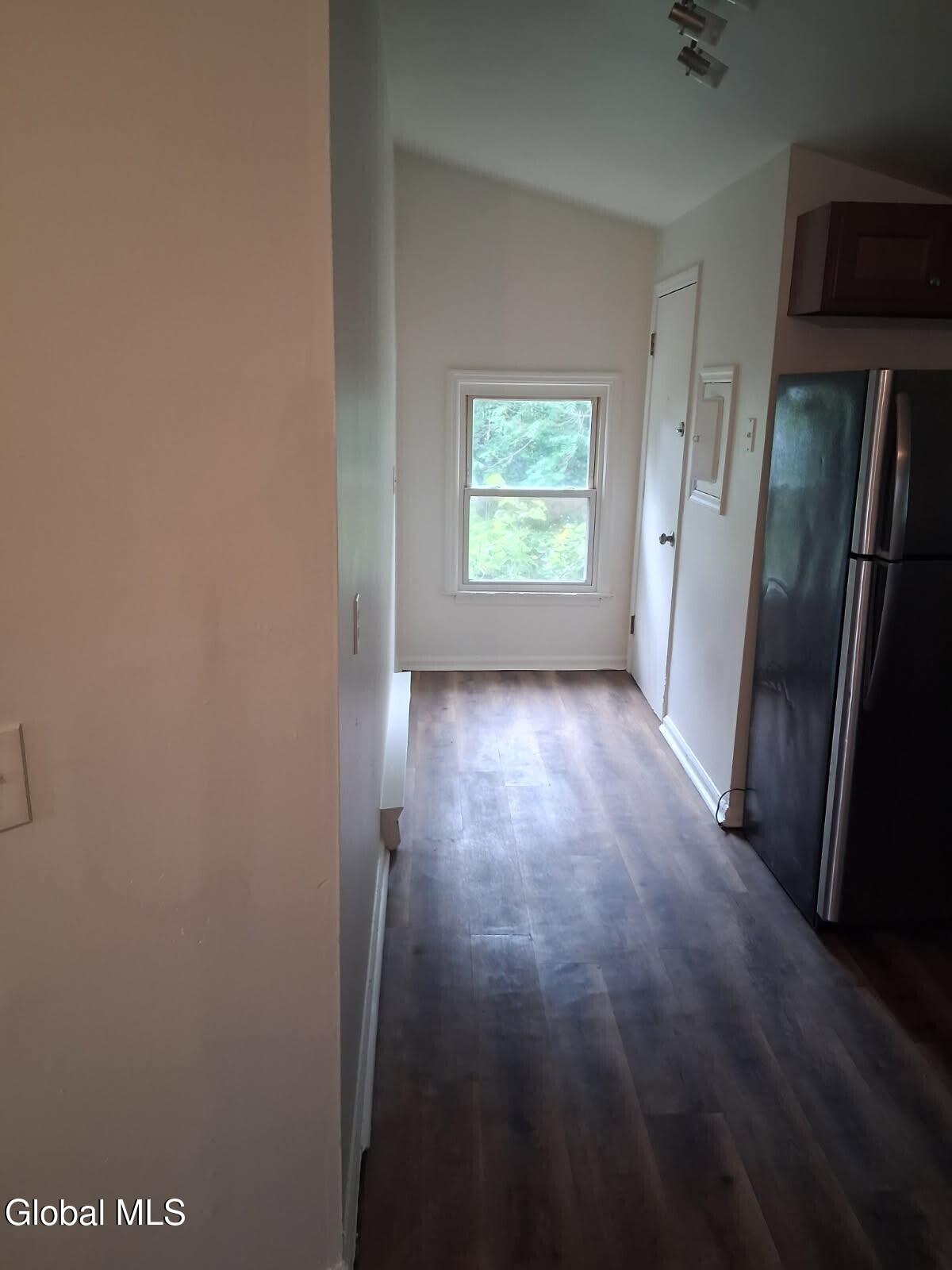 353 3rd Street, Unit 3 Albany, NY 12206 - Photo 11 of 12 353 3rd 3-9