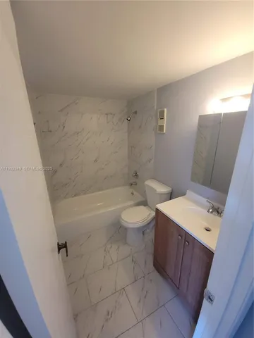 $2,000 | 706 Northwest 87th Avenue, Unit 312, Miami, FL 33172