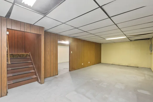 $423,000 | 920 Eden Drive, Schaumburg, IL 60169