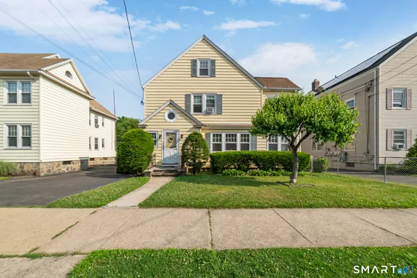 $695,000 | 283 Salem Street, Bridgeport, CT 06606