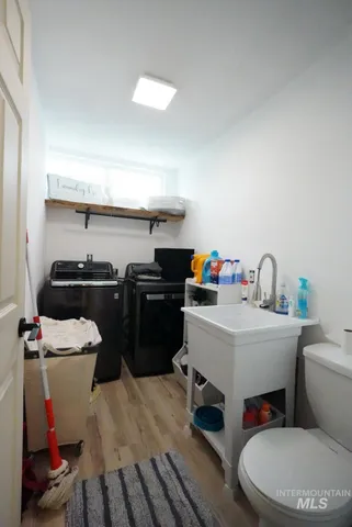 $325,000 | 238 Dorothy Avenue, Gooding, ID 83330