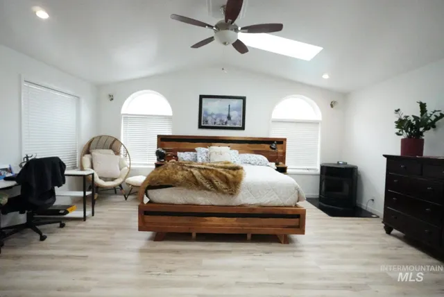 $325,000 | 238 Dorothy Avenue, Gooding, ID 83330