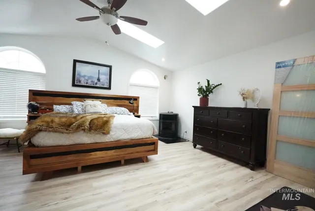 $325,000 | 238 Dorothy Avenue, Gooding, ID 83330