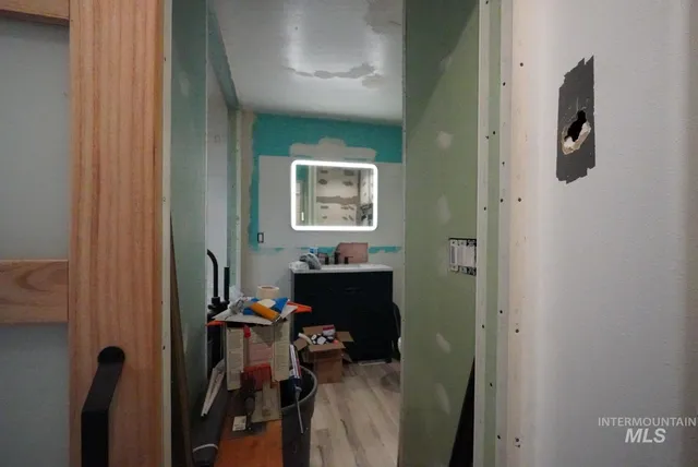 $325,000 | 238 Dorothy Avenue, Gooding, ID 83330