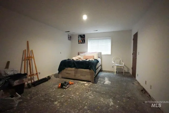 $325,000 | 238 Dorothy Avenue, Gooding, ID 83330