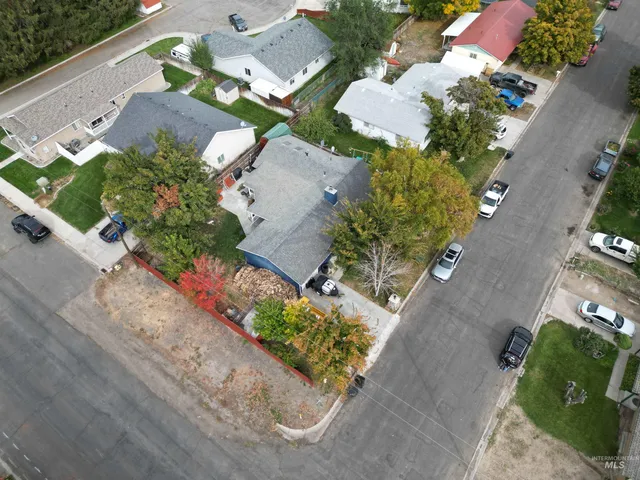 $325,000 | 238 Dorothy Avenue, Gooding, ID 83330