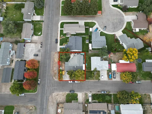 $325,000 | 238 Dorothy Avenue, Gooding, ID 83330