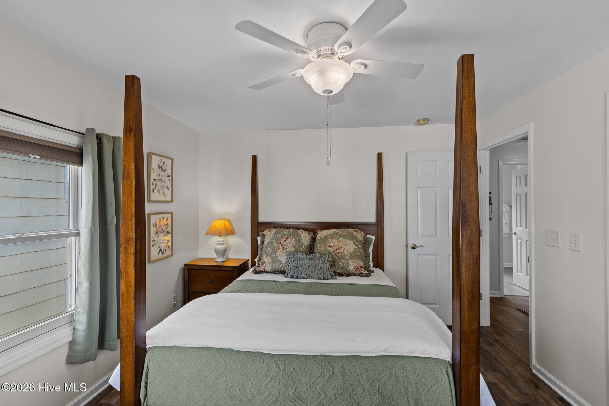 508 George Street, Unit A New Bern, NC 28560 - Photo 18 of 33 29-web-or-mls-2I3A0048