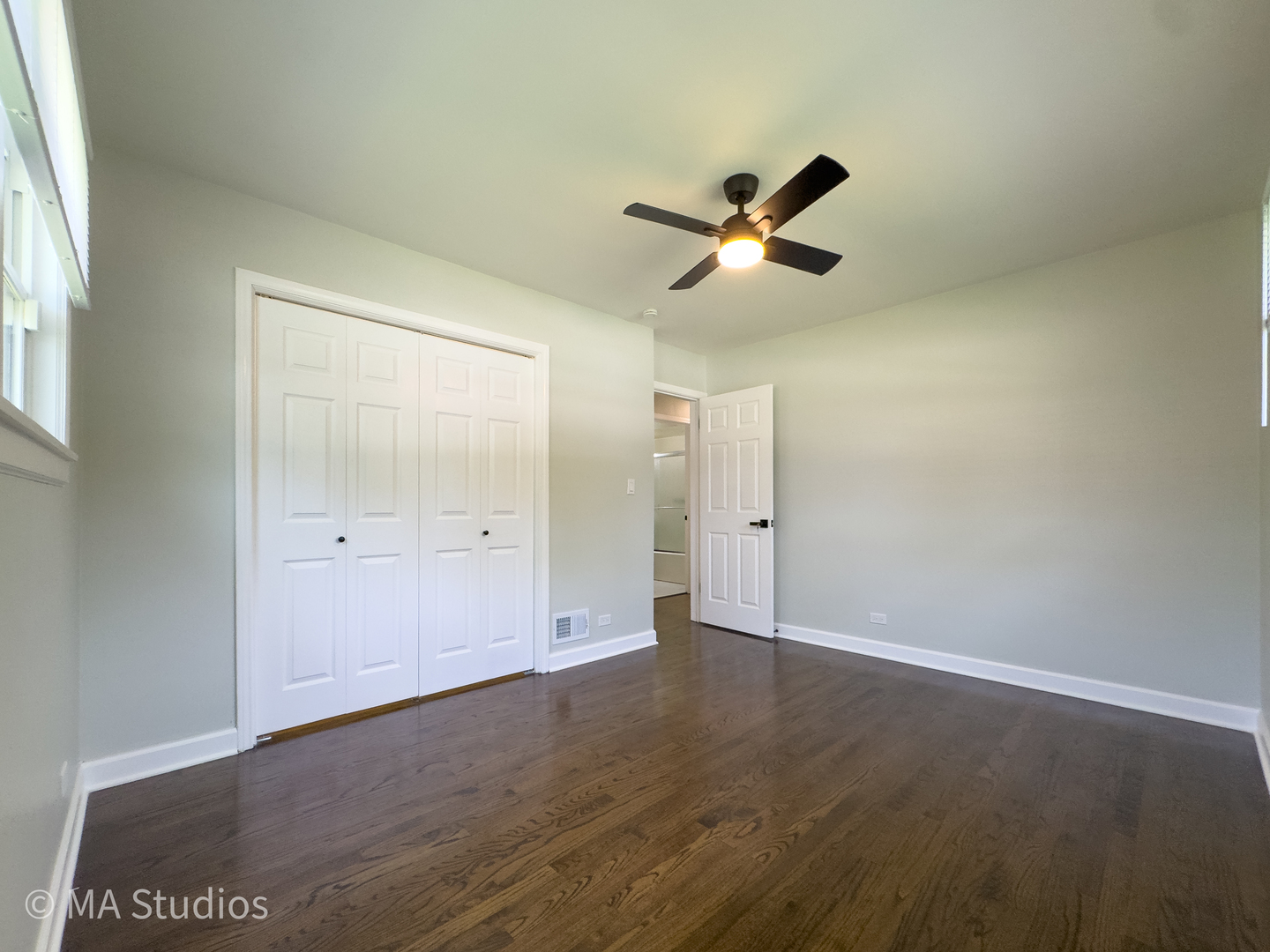 4256 Golf Road Skokie, IL 60076 - Photo 26 of 60 Gallery Image 26