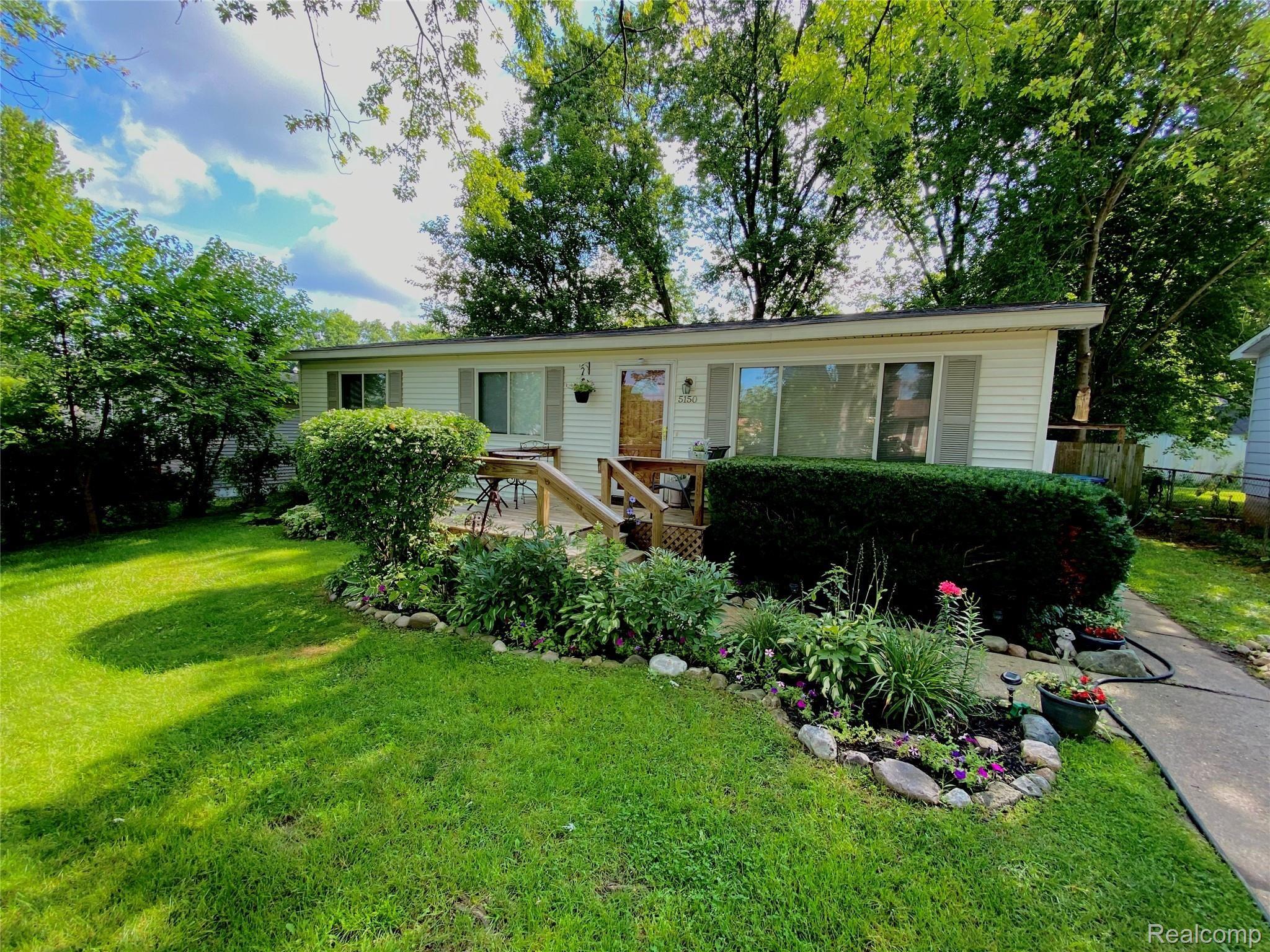 5150 Warmbriar Road White Lake, MI 48383 - Photo 1 of 34 IMG_4341.JPEG