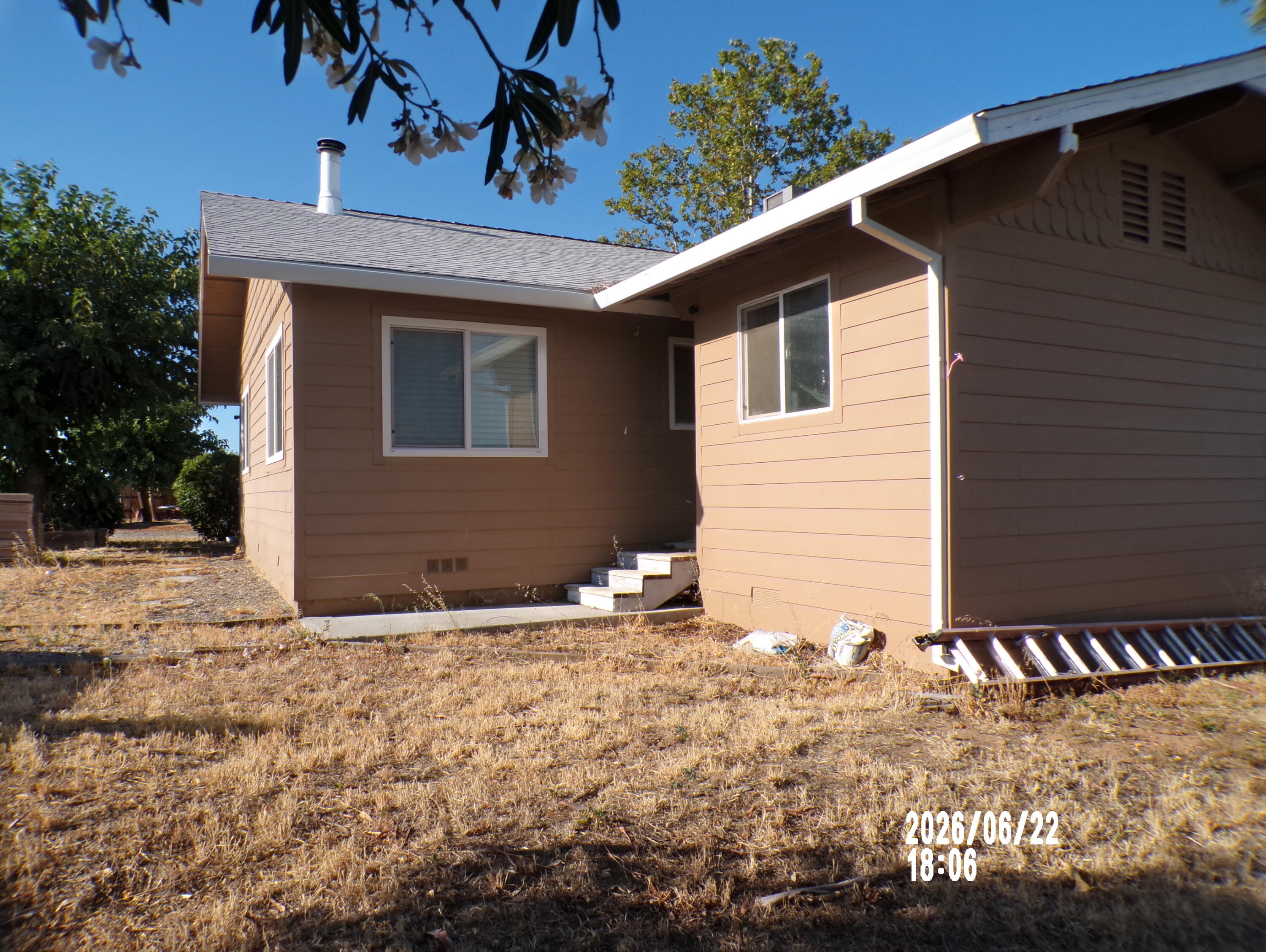 13552 Baker Road Red Bluff, CA 96080 - Photo 2 of 14 100_0048