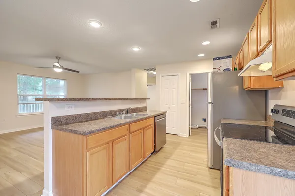 $2,375 | 1474 Brownswood Road, Johns Island, SC 29455