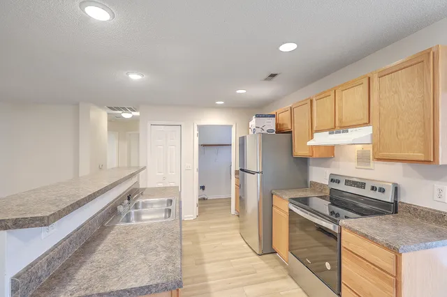 $2,375 | 1474 Brownswood Road, Johns Island, SC 29455