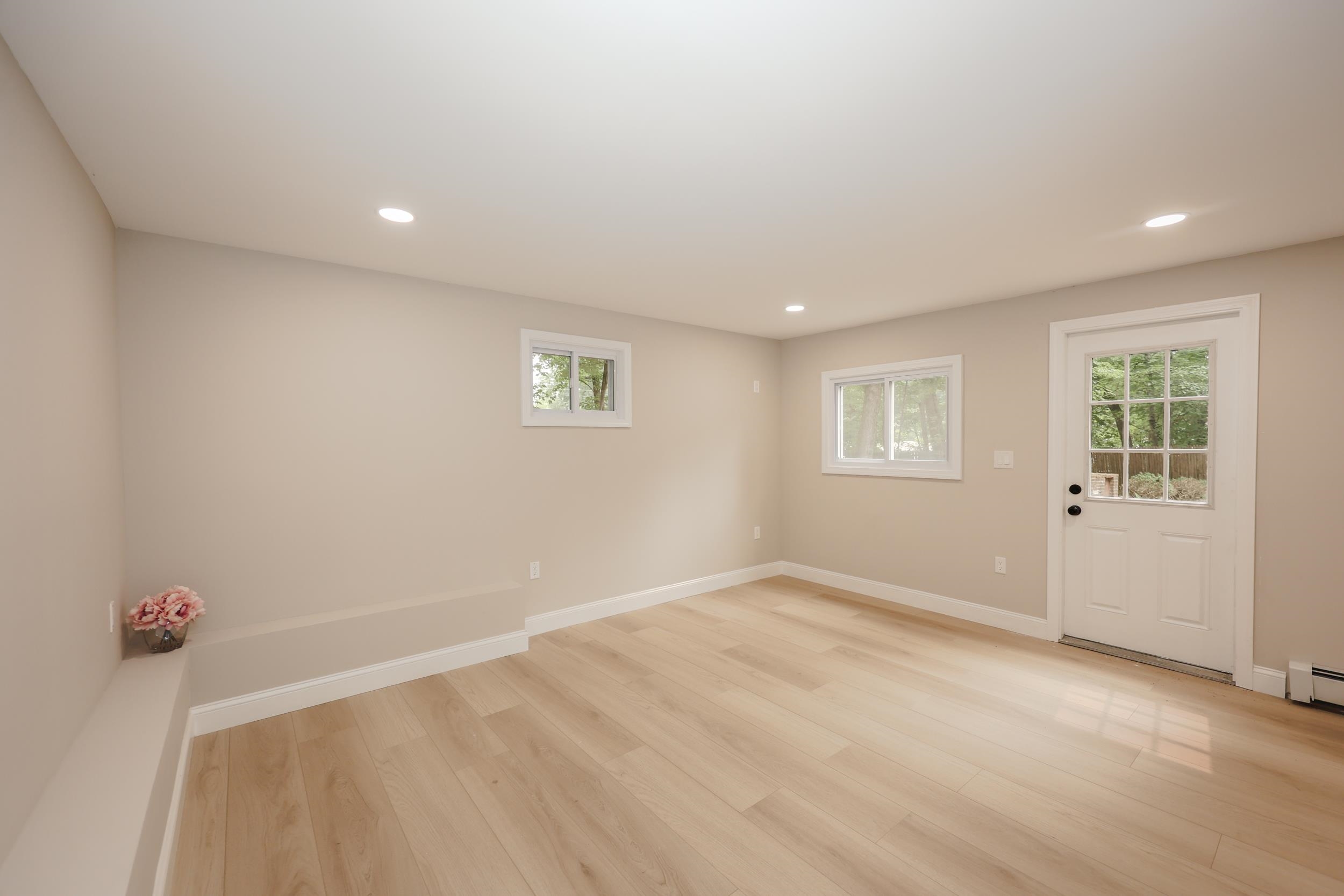 112 Gilson Road Nashua, NH 03062 - Photo 19 of 51