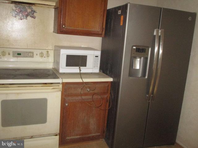 9410 Chippenham Drive Laurel, MD 20723 - Photo 11 of 44