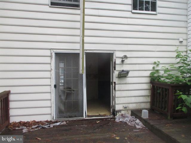 9410 Chippenham Drive Laurel, MD 20723 - Photo 17 of 44