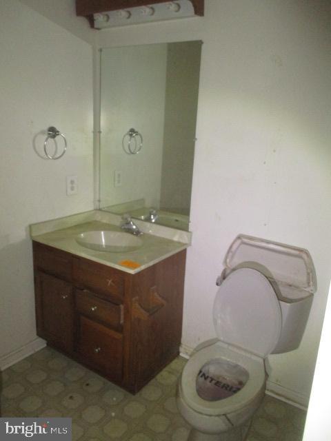 9410 Chippenham Drive Laurel, MD 20723 - Photo 35 of 44