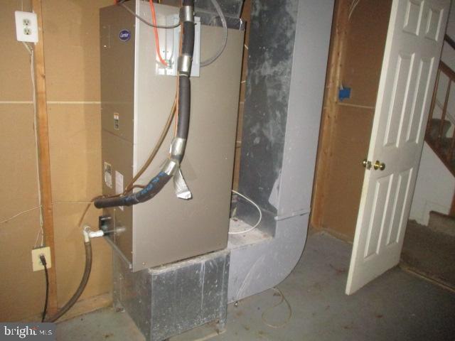 9410 Chippenham Drive Laurel, MD 20723 - Photo 38 of 44