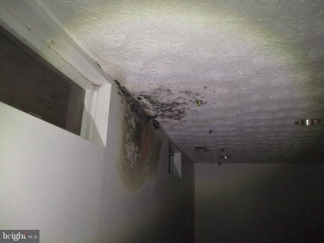 9410 Chippenham Drive Laurel, MD 20723 - Photo 43 of 44