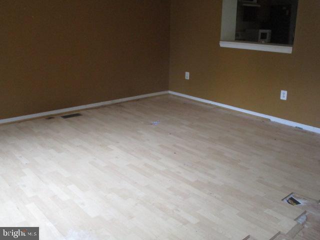 9410 Chippenham Drive Laurel, MD 20723 - Photo 5 of 44