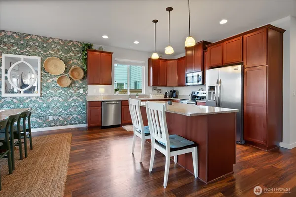 $598,950 | 385 Bruhn Lane North, Enumclaw, WA 98022