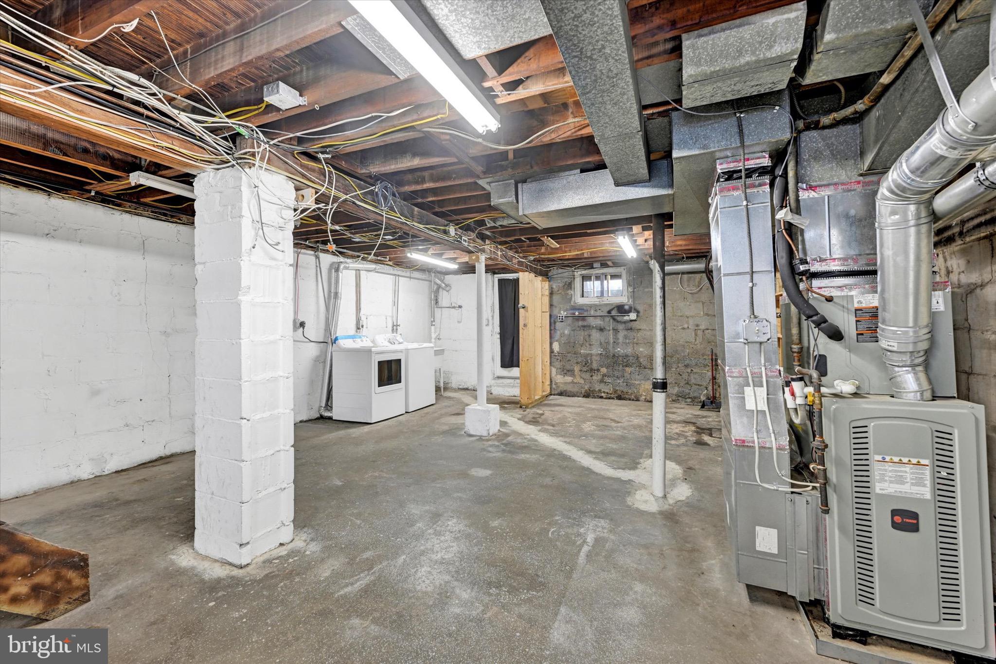 2924 Sollers Point Road Baltimore, MD 21222 - Photo 15 of 19