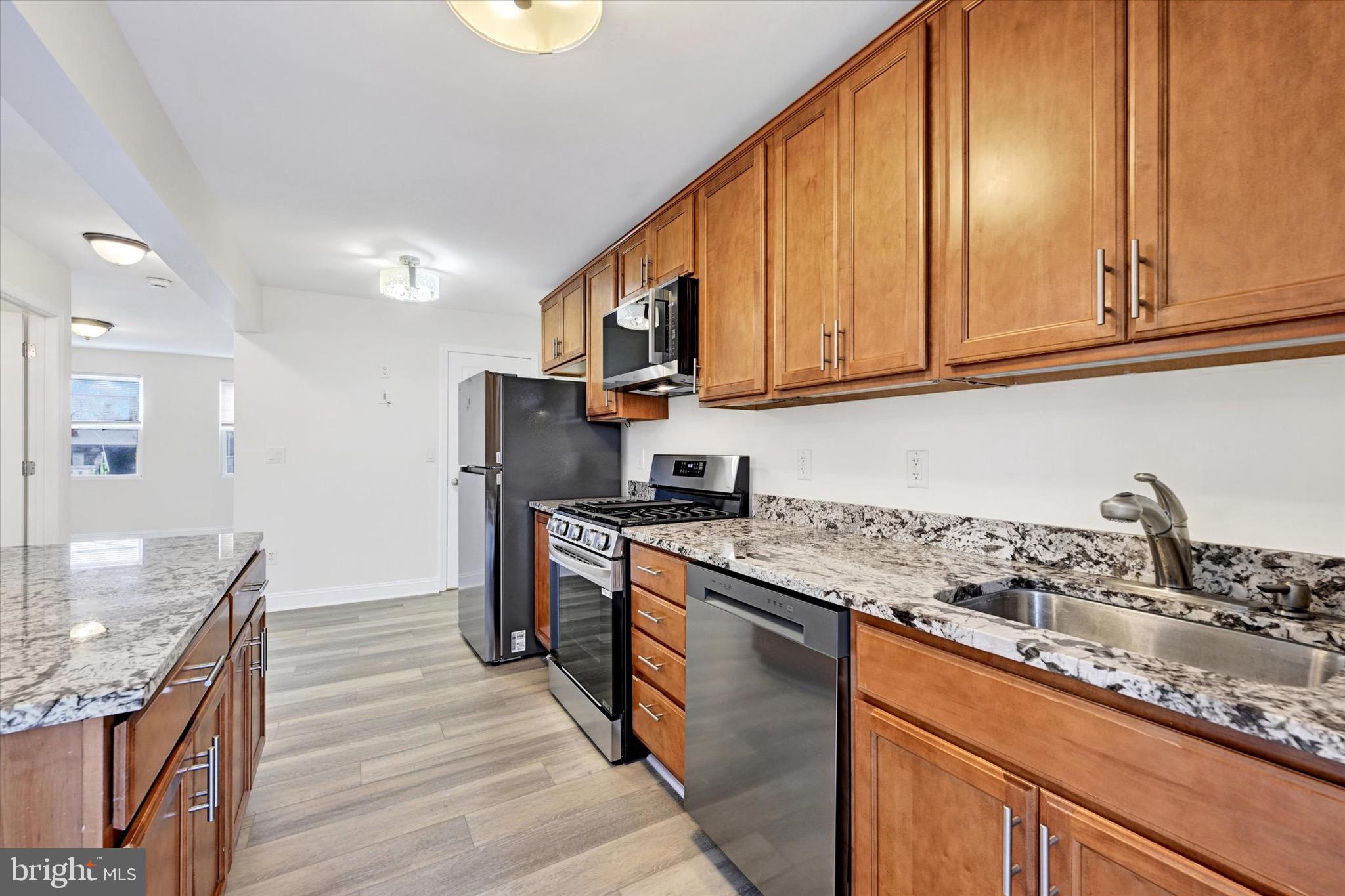 2924 Sollers Point Road Baltimore, MD 21222 - Photo 3 of 19