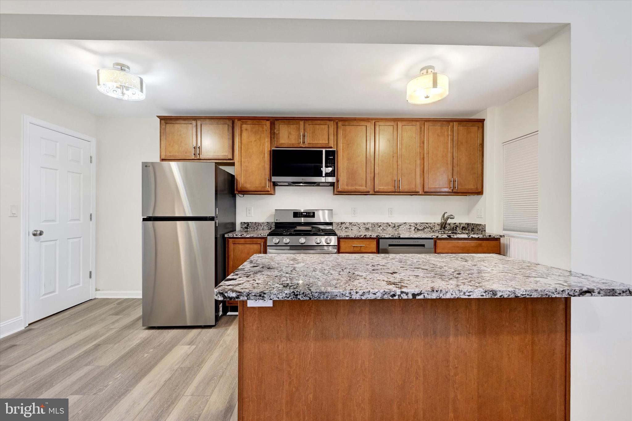 2924 Sollers Point Road Baltimore, MD 21222 - Photo 5 of 19