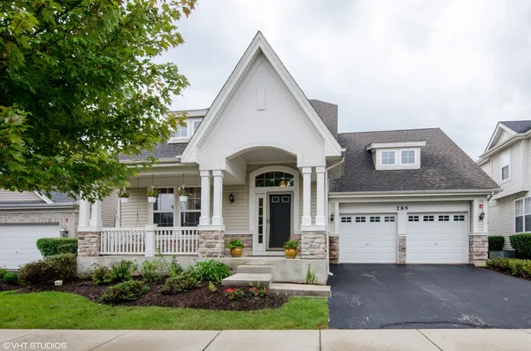 $3,600 | 285 Seaton Court, Lake Zurich, IL 60047