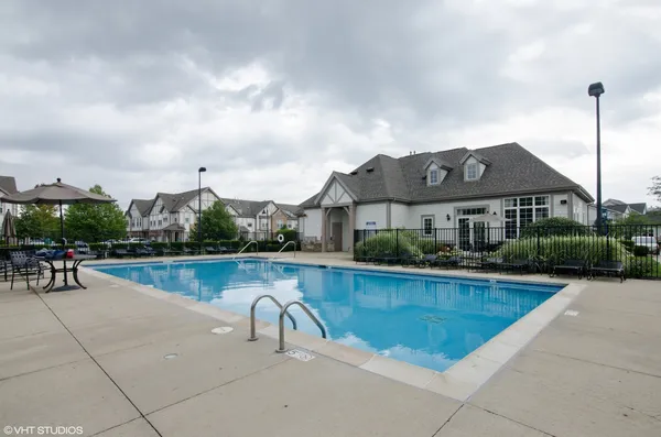 $3,600 | 285 Seaton Court, Lake Zurich, IL 60047