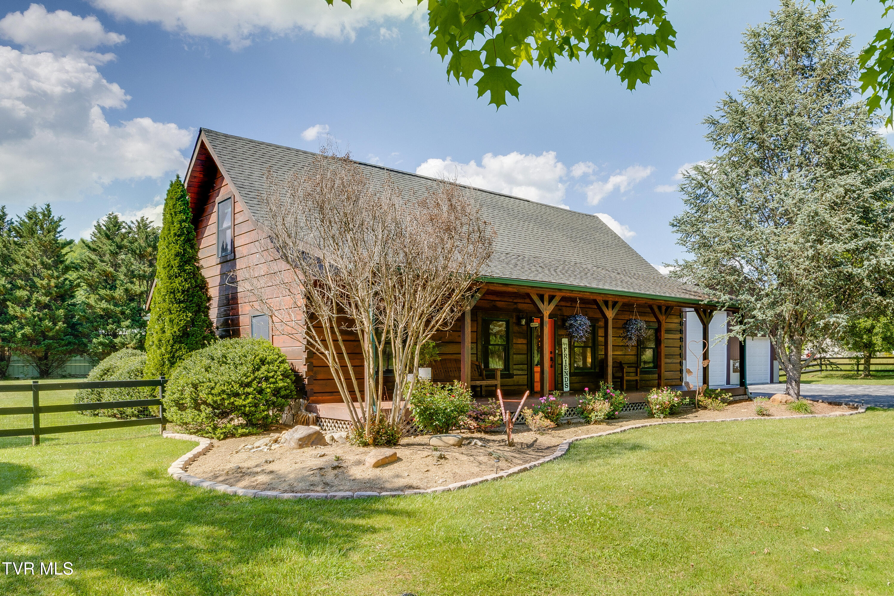 10018 Highway 67 West Butler, TN 37640 - Photo 1 of 47 003a2