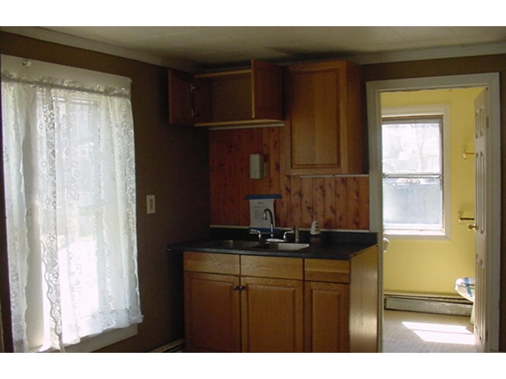 907 County Street Bennington, VT 05201 - Photo 2 of 4 Gallery Image 2