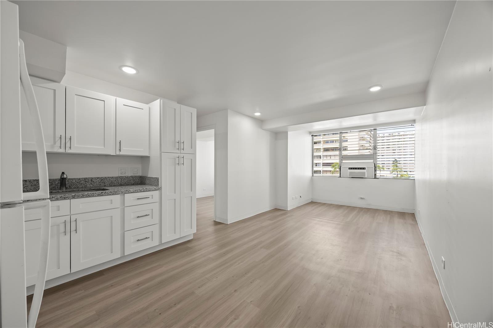 412 Launiu Street Honolulu, HI 96815 - Photo 5 of 20 a view of a kitchen with electric appliances