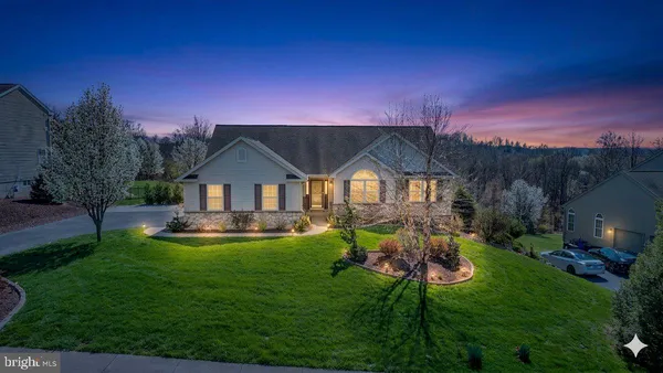 $589,999 | 216 Pleasant View Drive, Douglassville, PA 19518