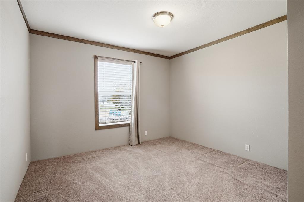 3101 Hilltop Road Granbury, TX 76048 - Photo 26 of 37